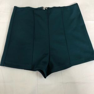 Emerald green shorts with sliver zipper!